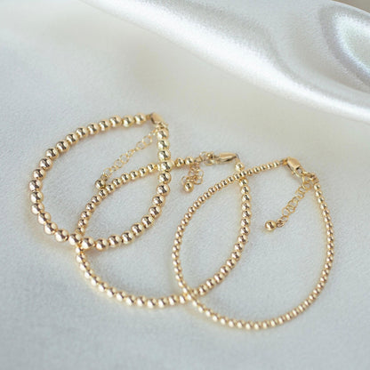 Minimal gold filled beaded bracelet