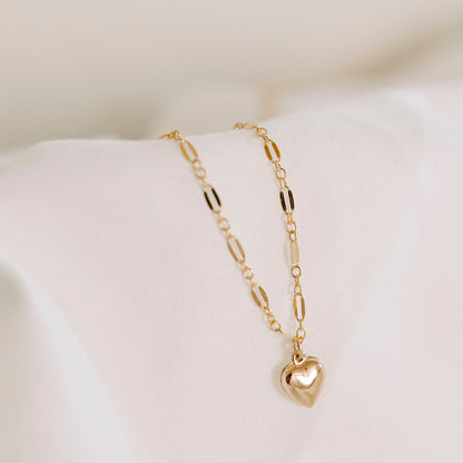 Tiny Heart Necklace With Gold