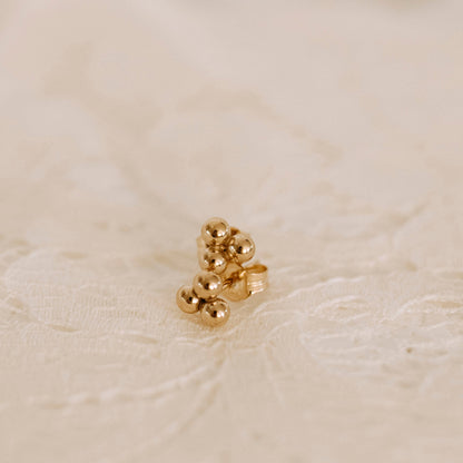 hypoallergenic minimalist jewelry.