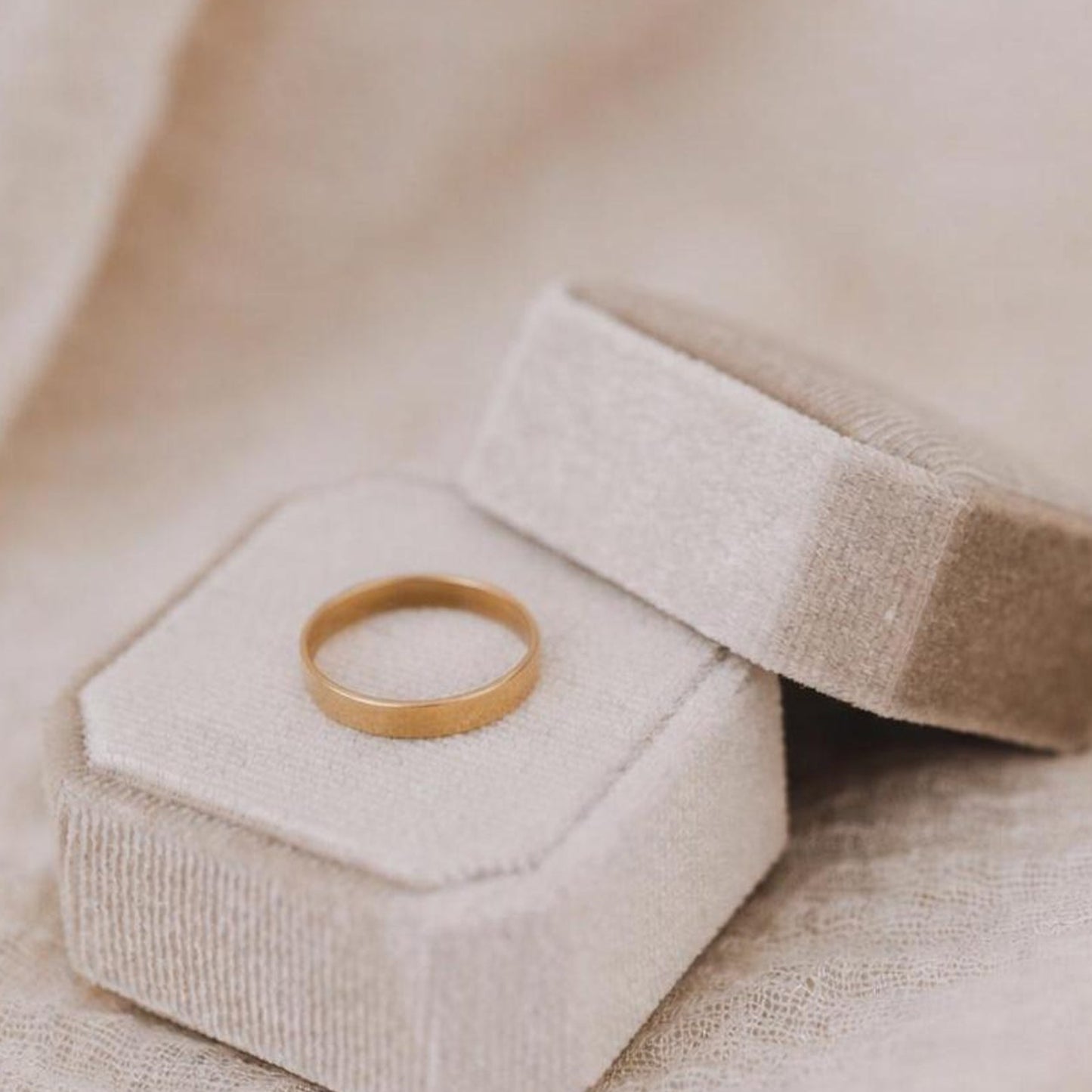 Thick Flat Band Ring