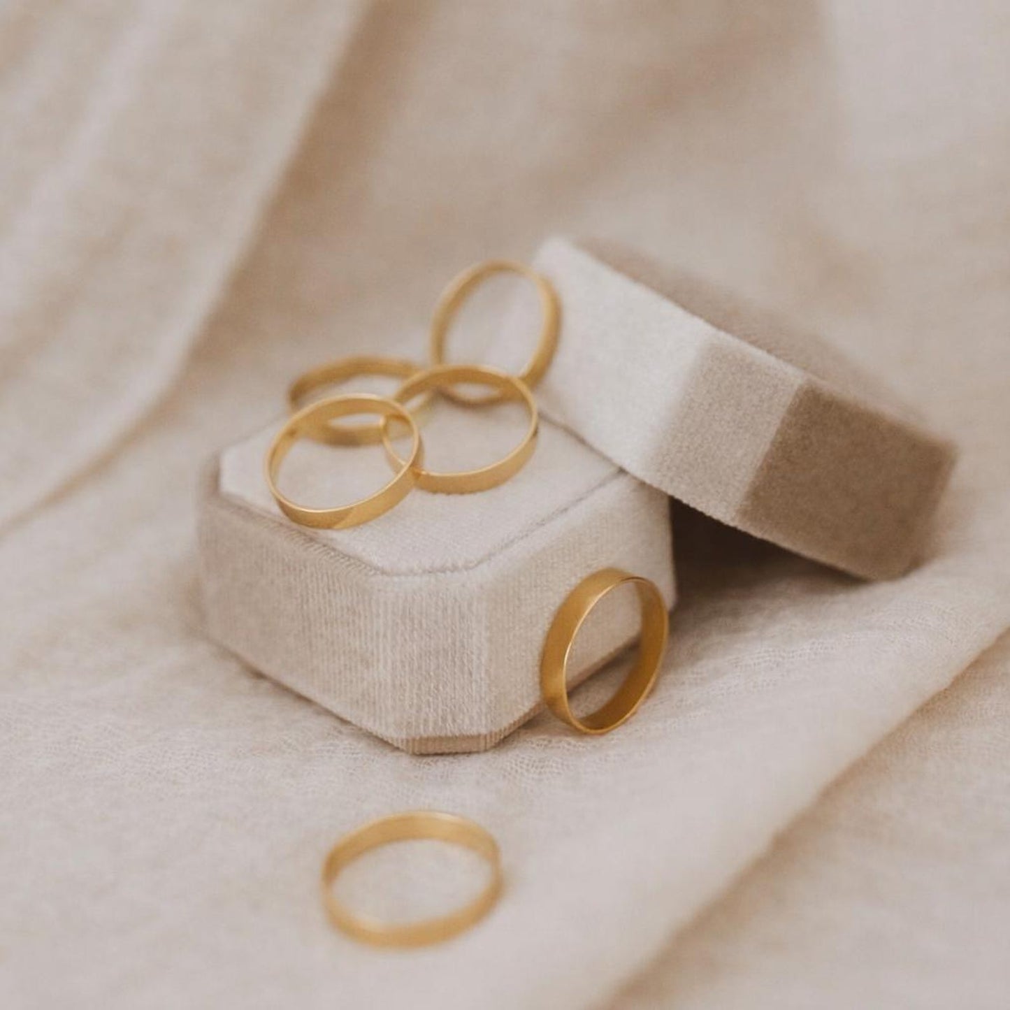 Thick Flat Band Ring