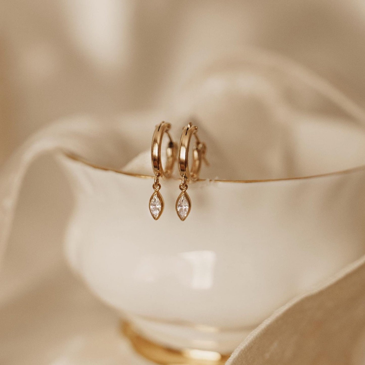 Marquise Hoops