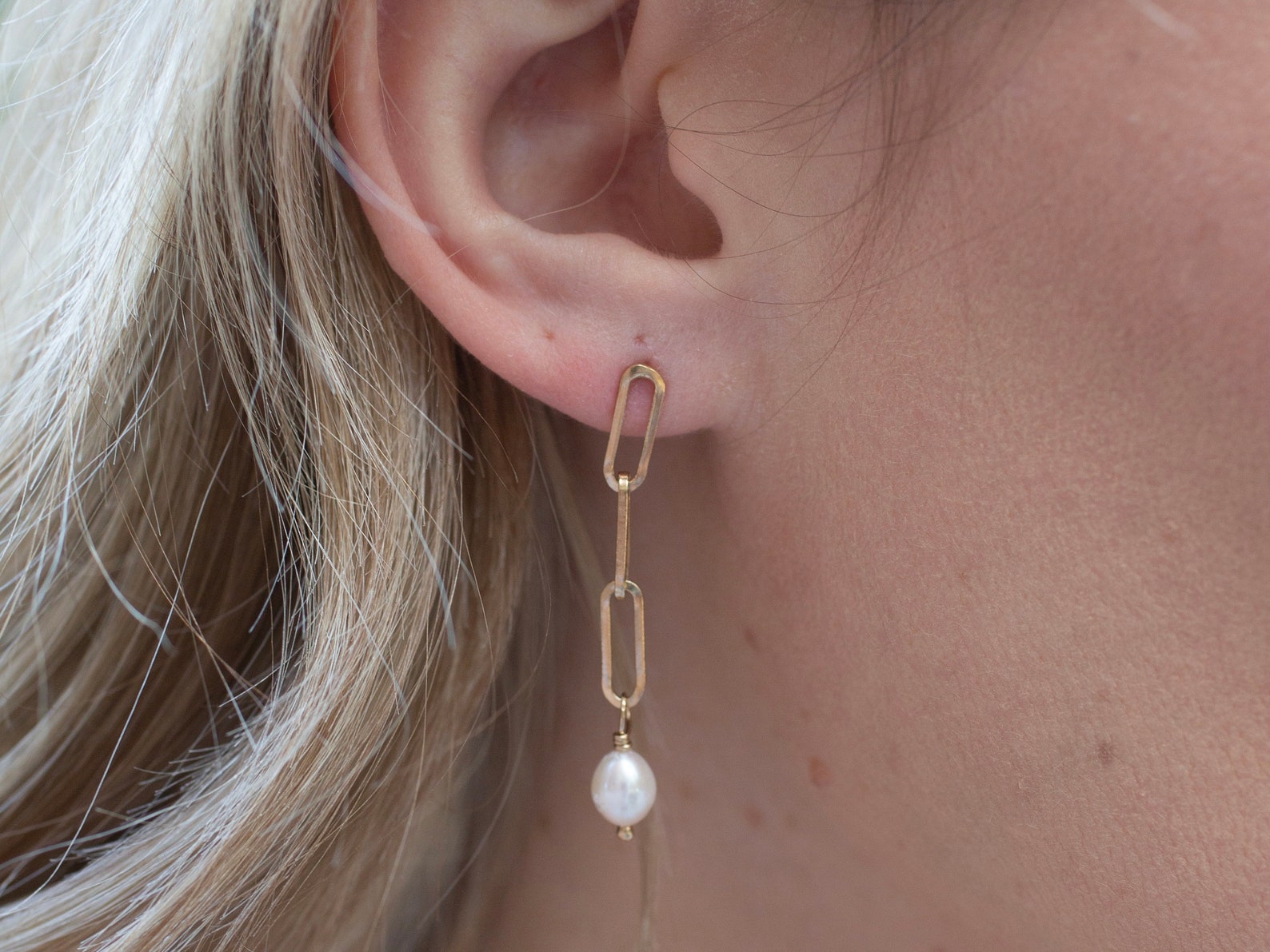 14k Gold Paperclip Pearl Earrings