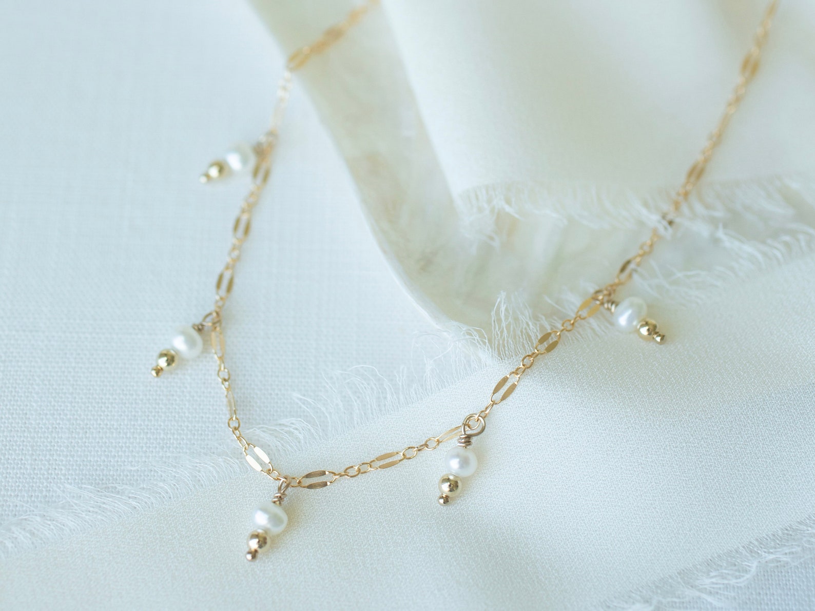 Gold Pearl Droplets Necklace