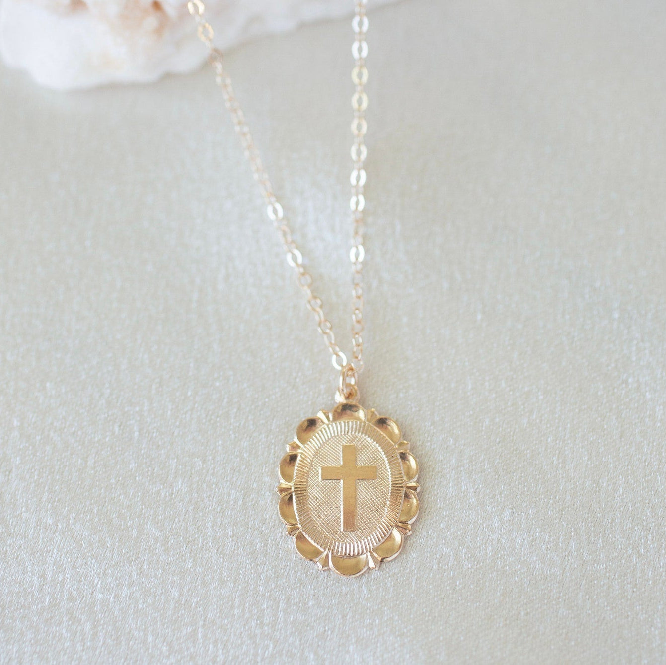 Round Cross Necklace With Gold 
